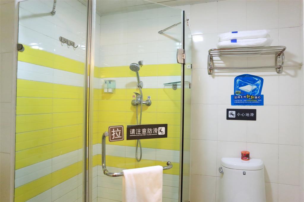 7Days Inn Guangzhou Jingxi Nanfang Hospital Subway Station Esterno foto
